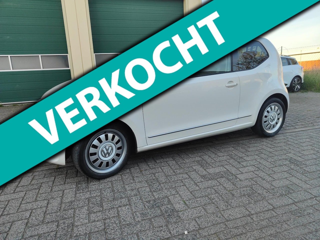 Volkswagen Up! - 1.0 high up! White up 75 pk Nieuwe APK met steekproef - AutoWereld.nl
