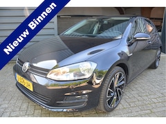 Volkswagen Golf - 1.4 TSI CUP Business Edition Clima Navi Cruise Control PDC Trekhaak