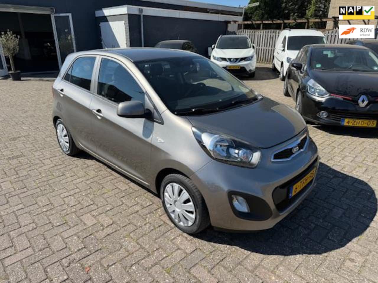 Kia Picanto - 1.0 CVVT ISG Comfort Pack 1.0 CVVT ISG Comfort Pack - AutoWereld.nl