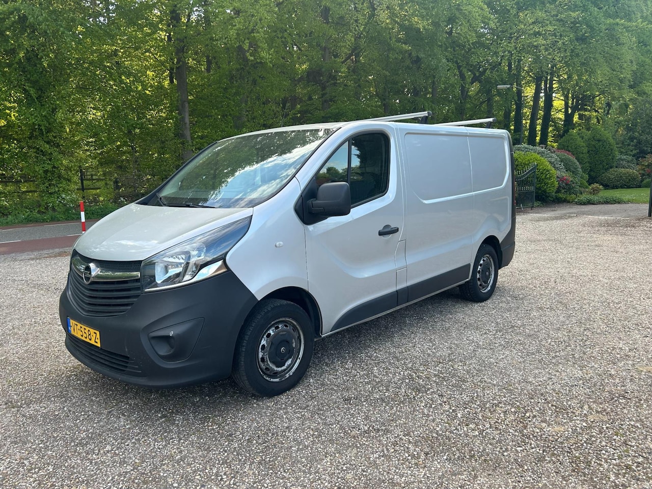 Opel Vivaro - 1.6 CDTI L1H1 DC Edition 1.6 CDTI L1H1 DC Edition - AutoWereld.nl