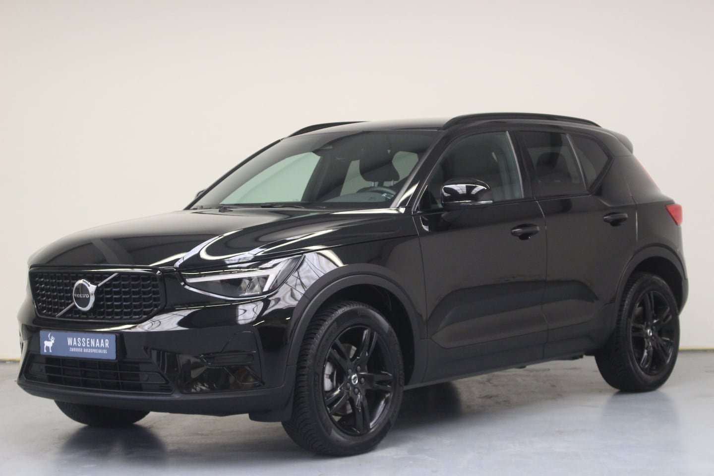 Volvo XC40 - 2.0 B3 Plus Dark | Rijklaarprijs | Harman Kardon | 4-Cilinder | - AutoWereld.nl