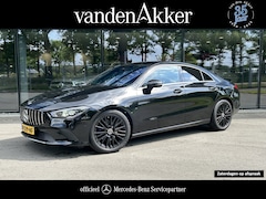 Mercedes-Benz CLA-Klasse - 180 // Sfeerverlichting // Navigatie // AMG-Grille // Camera // 18" Velgen // Spoiler // P