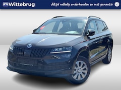 Skoda Karoq - 1.5 TSI ACT Sportline Business / PANODAK / 19"LMV / NAVI / APP.Connect / Trekhaak