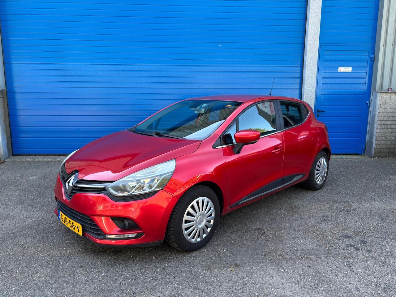Renault Clio - 5RBF0A - AutoWereld.nl