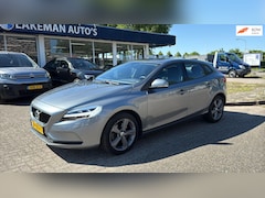 Volvo V40 - 2.0 T3 Momentum Silverline Huurkoop Inruil APK Garantie