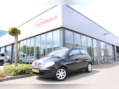 Lancia Y(psilon) - Ypsilon 1.2 Argento Airco/Bluetooth/Rijklaar