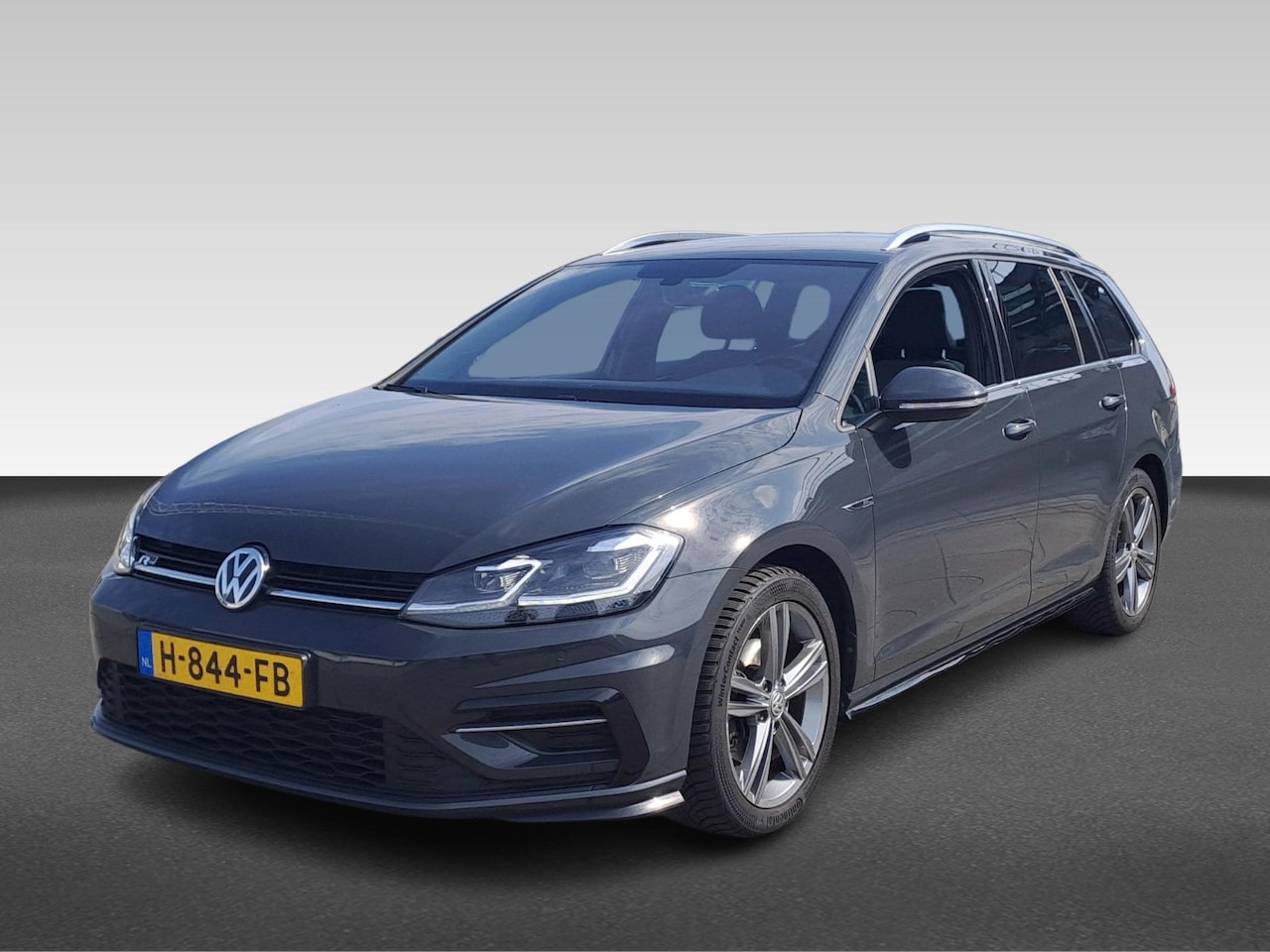 Volkswagen Golf Variant - 1.5 TSI 150pk 7-DSG Automaat Highline Business R - AutoWereld.nl