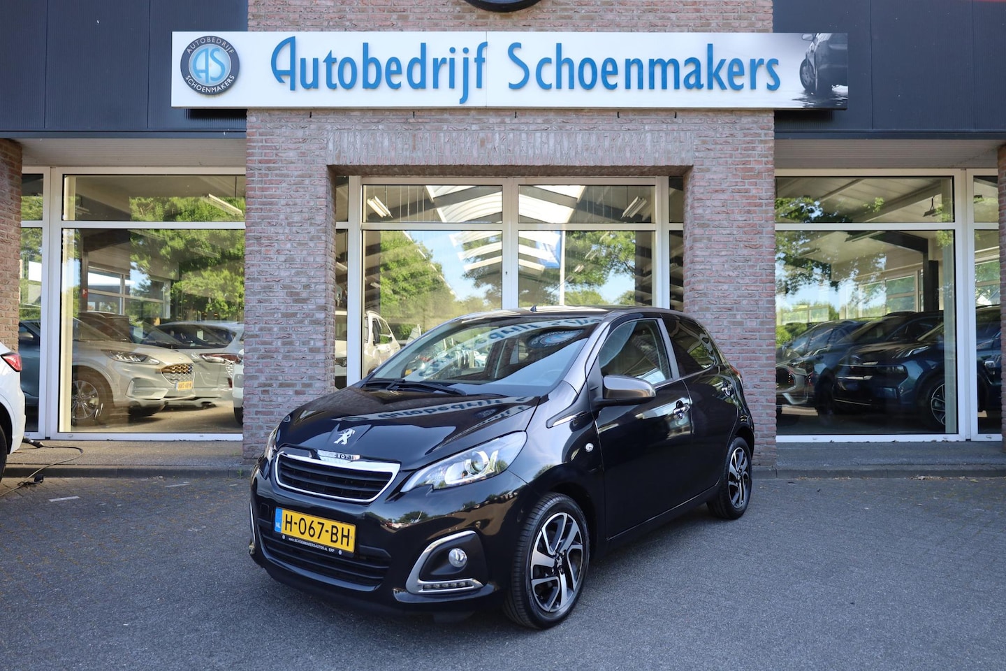 Peugeot 108 - 1.0 e-VTi Allure CAMERA CRUISE CARPLAY CLIMA NAP LMV - AutoWereld.nl