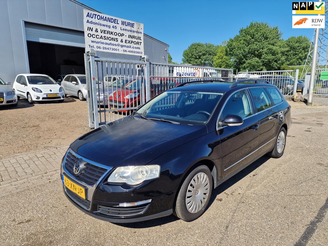 Volkswagen Passat Variant - 2.0 FSI Comfortline Business/Automaat/Apk 15-10-2025 - AutoWereld.nl