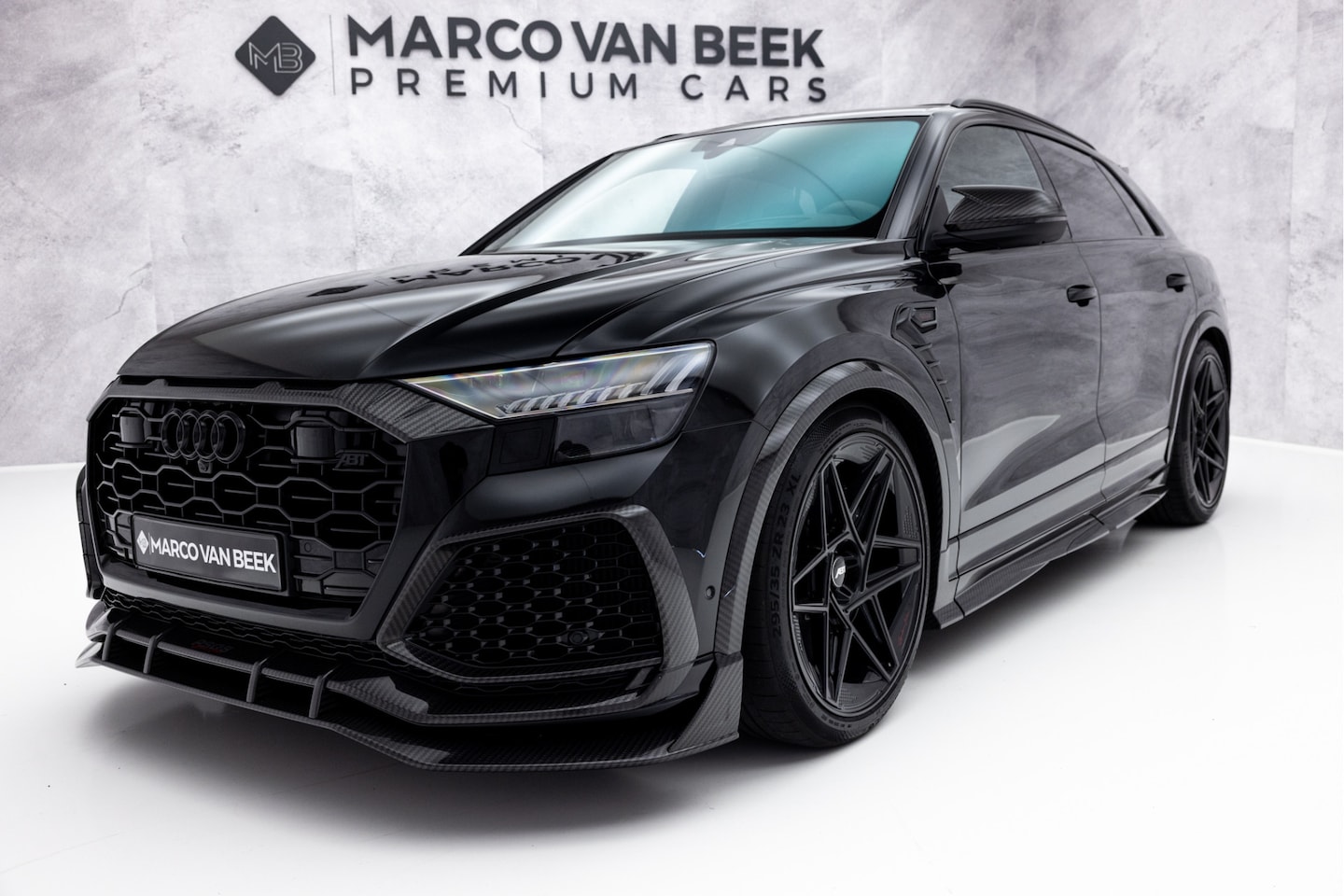 Audi RSQ8 - ABT Signature Edition 55/96 | B&O 3D | Pano | Nieuwstaat - AutoWereld.nl