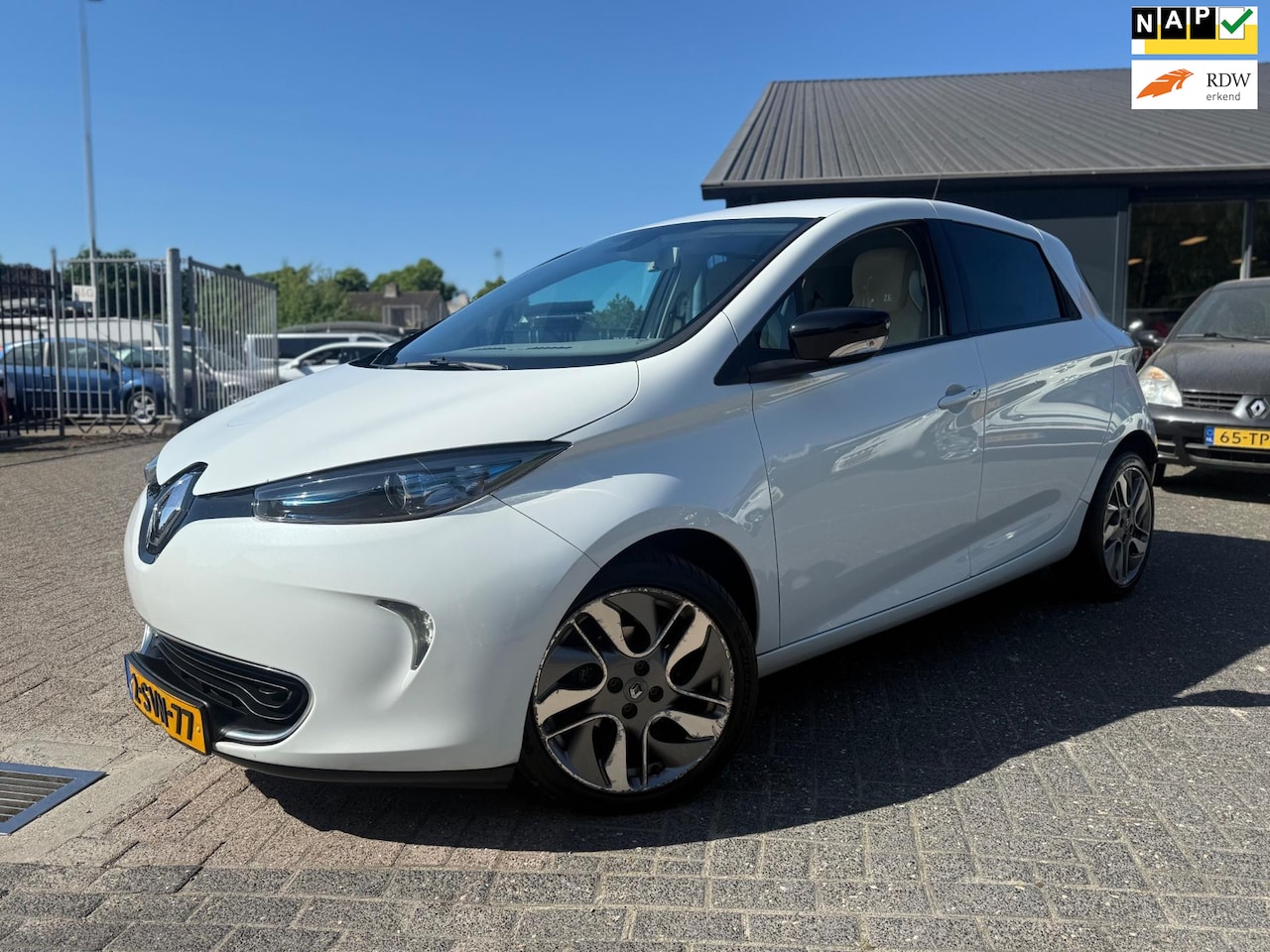 Renault Zoe - Q210 Zen Quickcharge 22 kWh Eigen Accu!!! - AutoWereld.nl