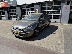 Peugeot 308 - 1.2 e-THP Blue Lease All-in Prijs Airco/Navi/Cruise/LM velgen Eurorepar