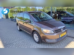 Volkswagen Touran - 1.2 TSI Easyline 7 Pers Airco Trekhaak Cruise PDC