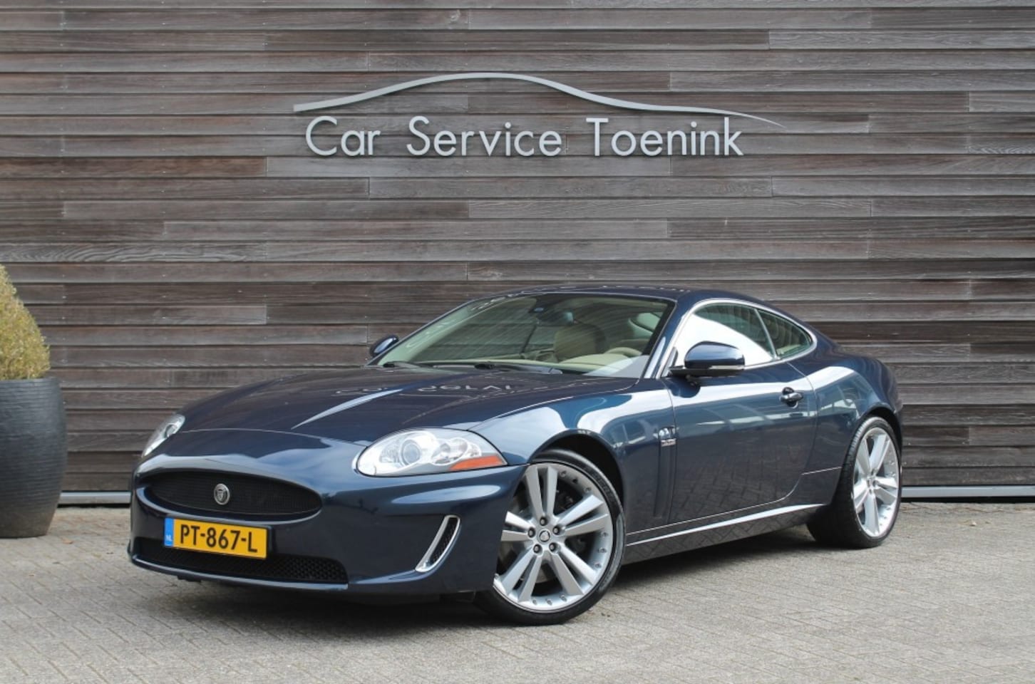 Jaguar XK - 5.0 V8 Coupé Portfolio 5.0 V8 Coupé Portfolio - AutoWereld.nl