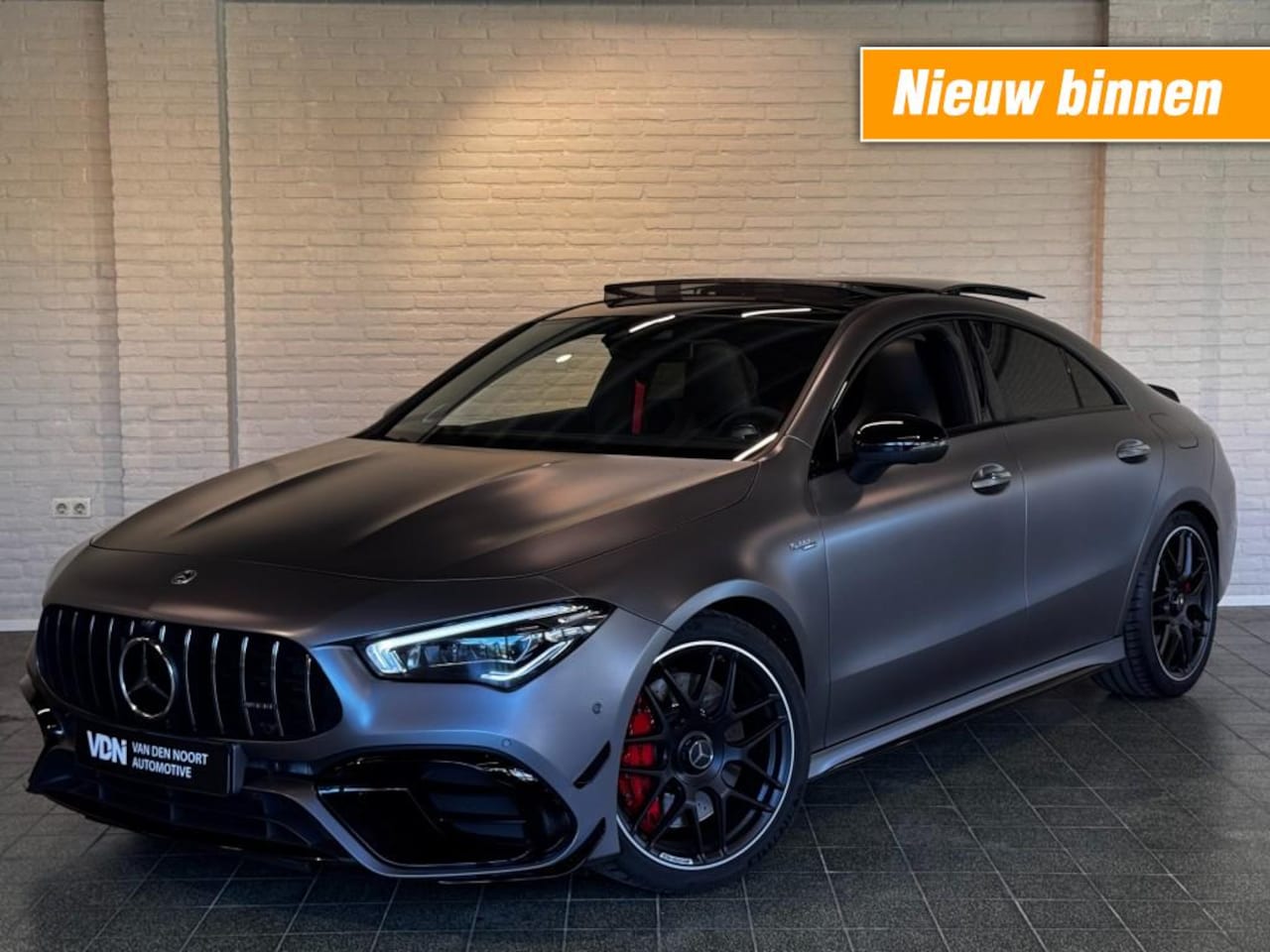 Mercedes-Benz CLA-Klasse - 45 S AMG 4MATIC+ Burmester Panorama Alcantara Perf Stuur 19'' - AutoWereld.nl