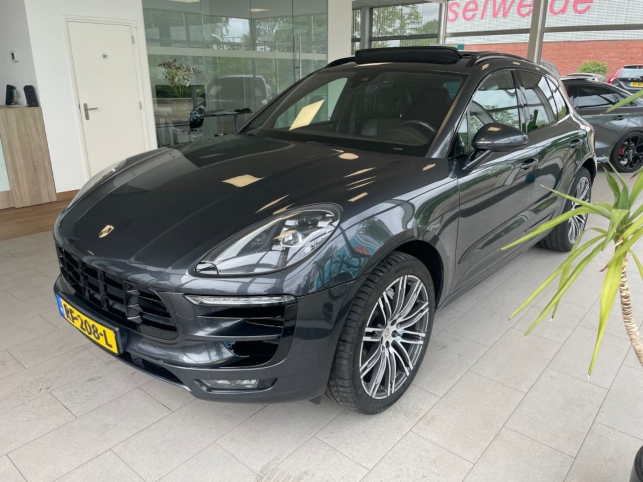 Porsche Macan - Macan S. 3.0 D ALLE OPTIES / FULL OPTION - AutoWereld.nl
