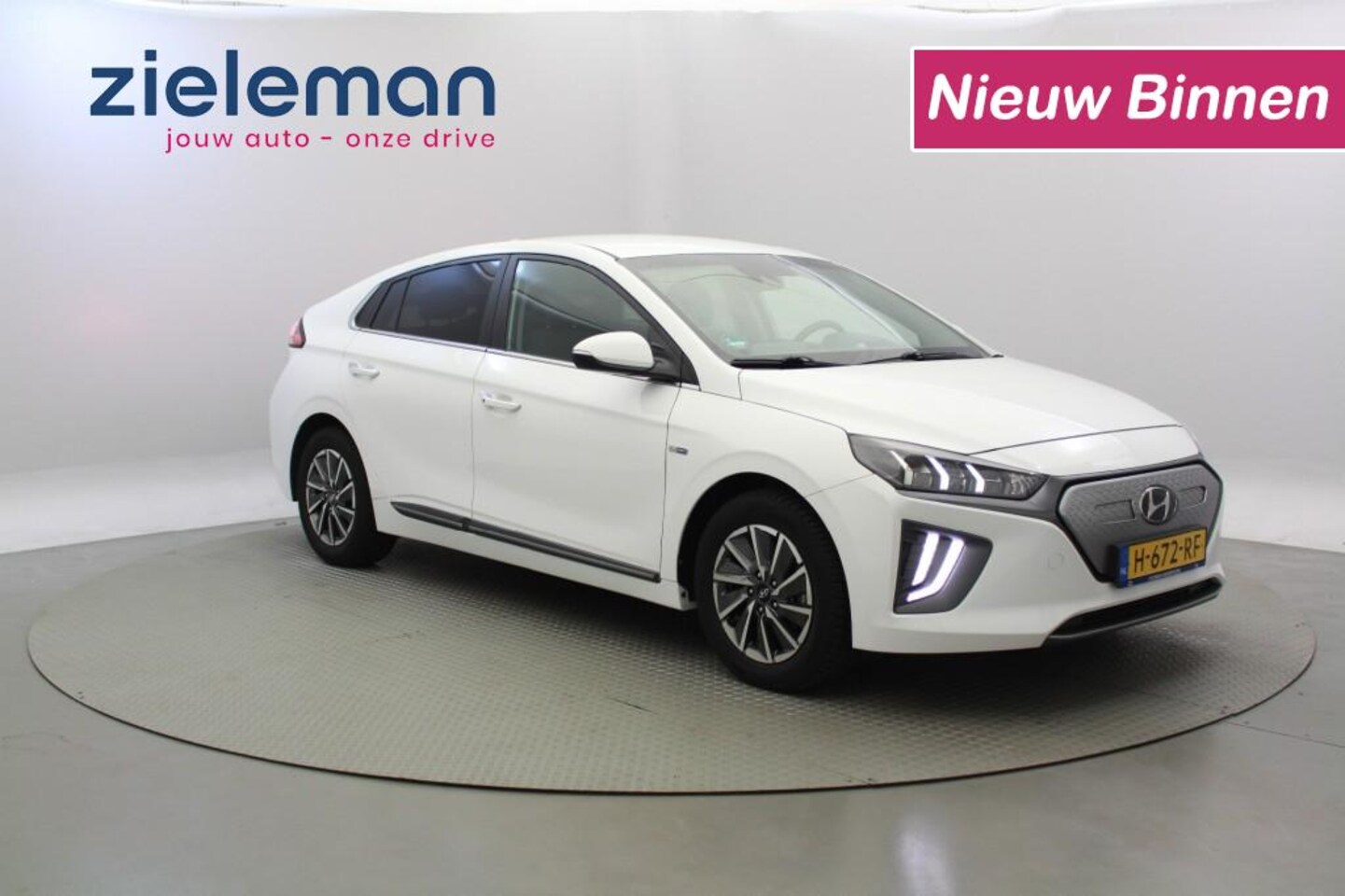 Hyundai IONIQ - Comfort EV 38 kWh - Carplay, Camera, Stoelverw. - AutoWereld.nl