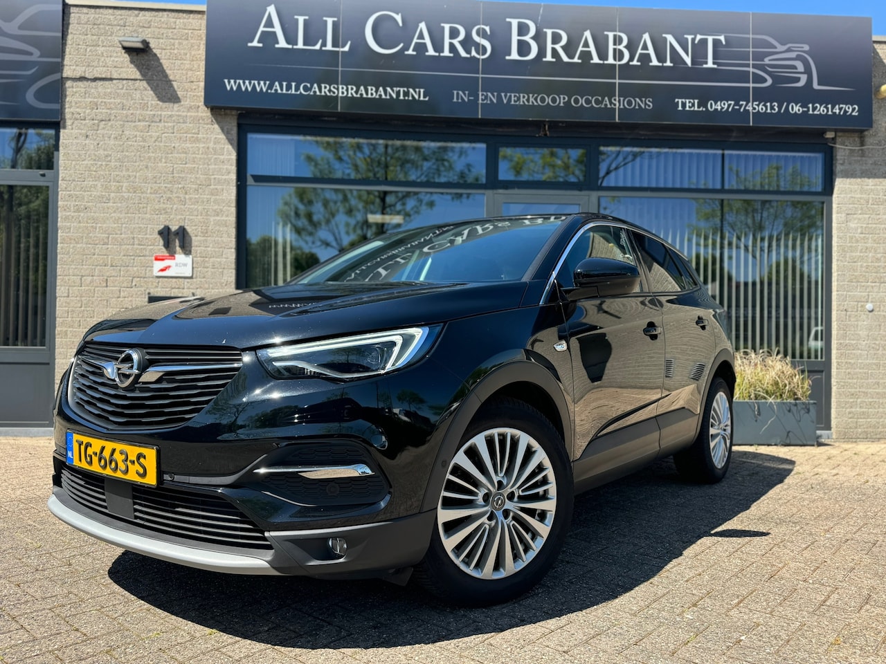 Opel Grandland X - 1.2 Turbo Innovation / leder/ led/ automaat/ - AutoWereld.nl