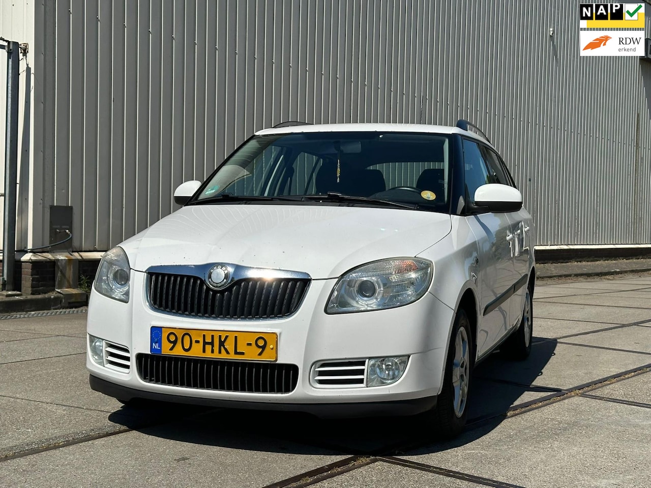 Skoda Fabia Combi - 1.4 TDI Greenline Airco/Cruise/Carplay - AutoWereld.nl