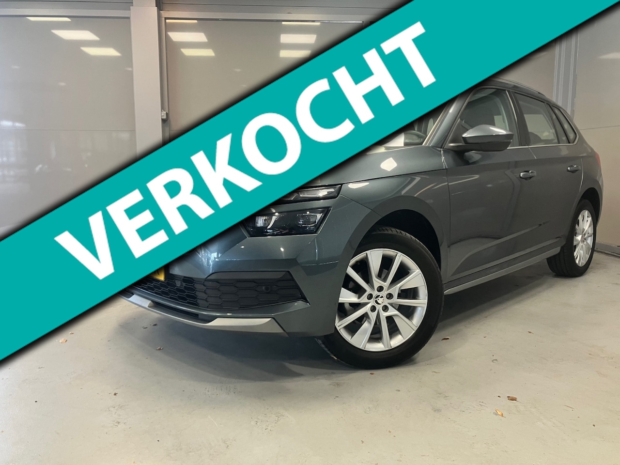 Skoda Kamiq - Business Edition 1.0 TSi Automaat | Virtual cokcpit | LED | Camera | Stoelverwarming | - AutoWereld.nl