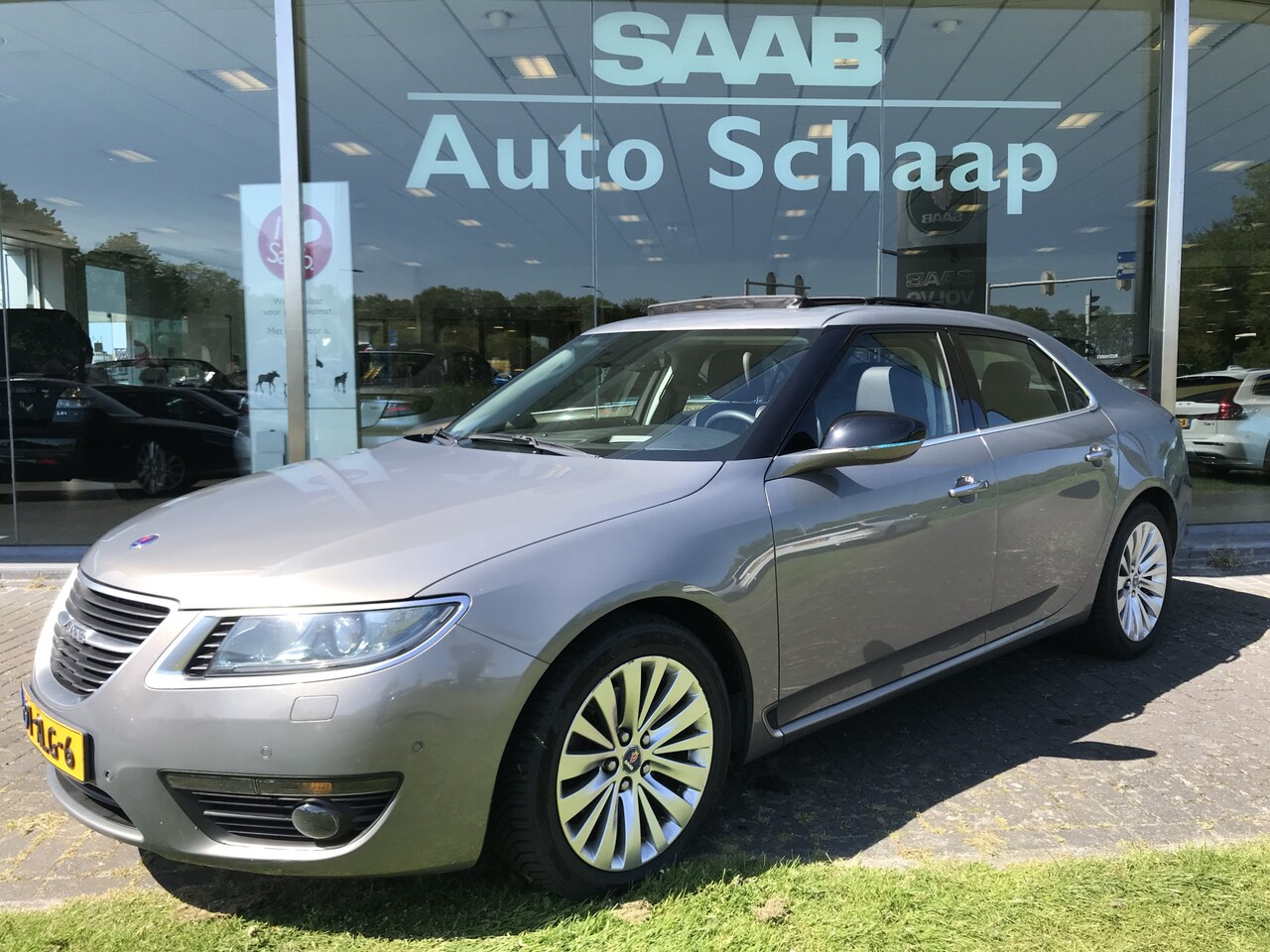 Saab 9-5 - 2.0 TiD Vector Exklusiv Automaat | Rijklaar incl garantie | Heap-up Panoramadak Rear seat - AutoWereld.nl