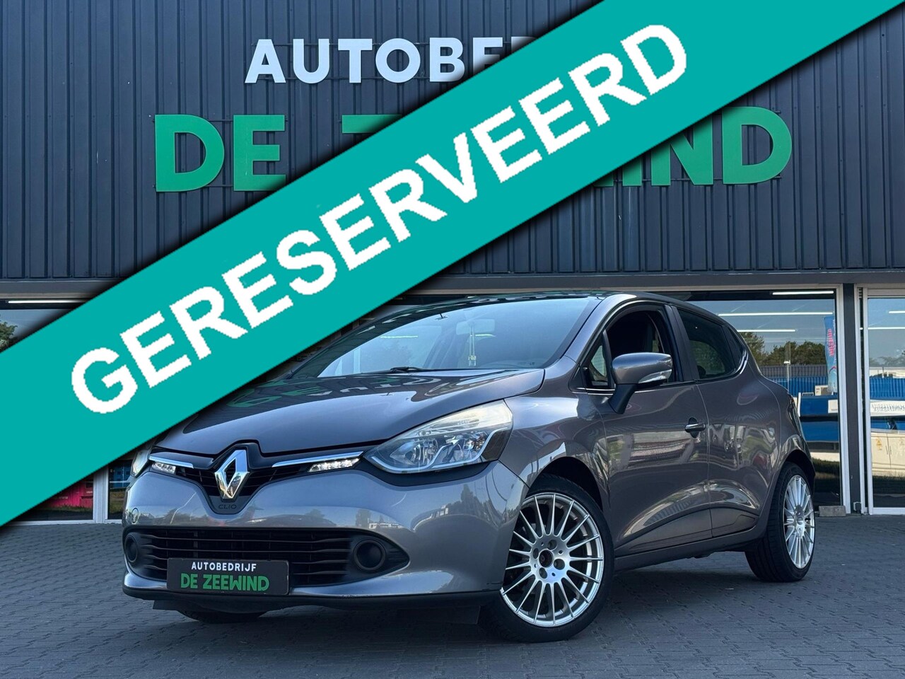 Renault Clio - 0.9 TCe Expression|Navi|Bluetooth|Rijklaar - AutoWereld.nl