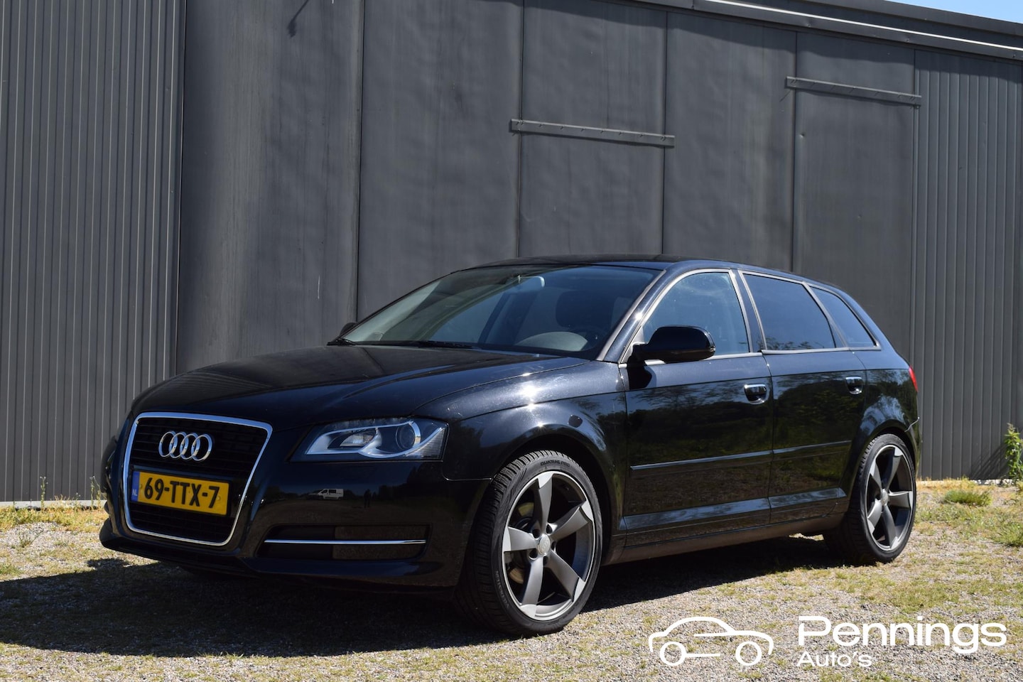 Audi A3 Sportback - 1.2 TFSI Attraction Advance 1.2 TFSI Attraction Advance - AutoWereld.nl