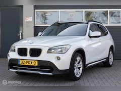 BMW X1 - sDrive18i Executive CRUISE NAVI LEDER PARELMOER WIT