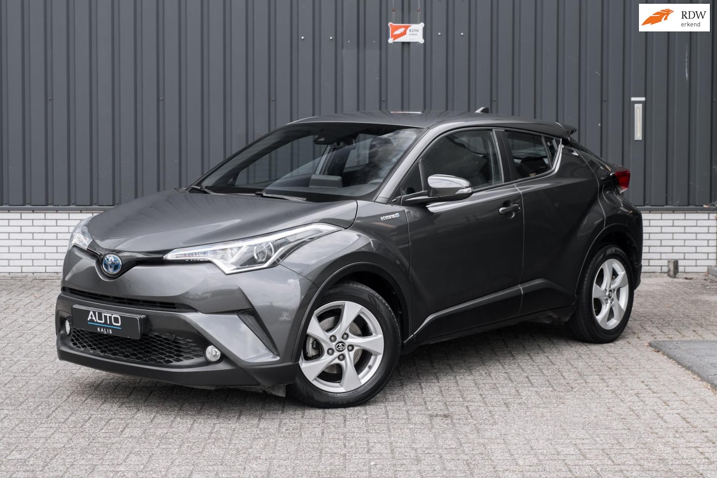 Toyota C-HR - 2.0 Hybrid Dynamic *Dealer onderhouden* - AutoWereld.nl