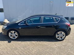 Opel Astra - 1.4 Turbo Sport