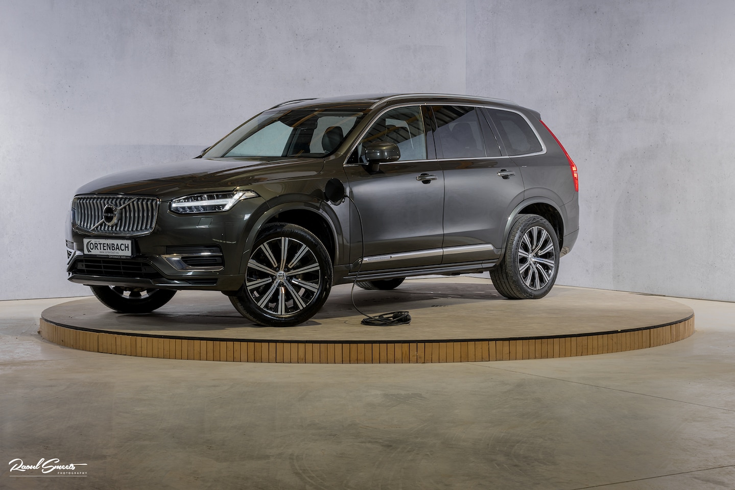 Volvo XC90 - 2.0 T8 Recharge AWD Plus Bright | Long Range | Zwenkbare trekhaak | Panorama dak | Harman - AutoWereld.nl