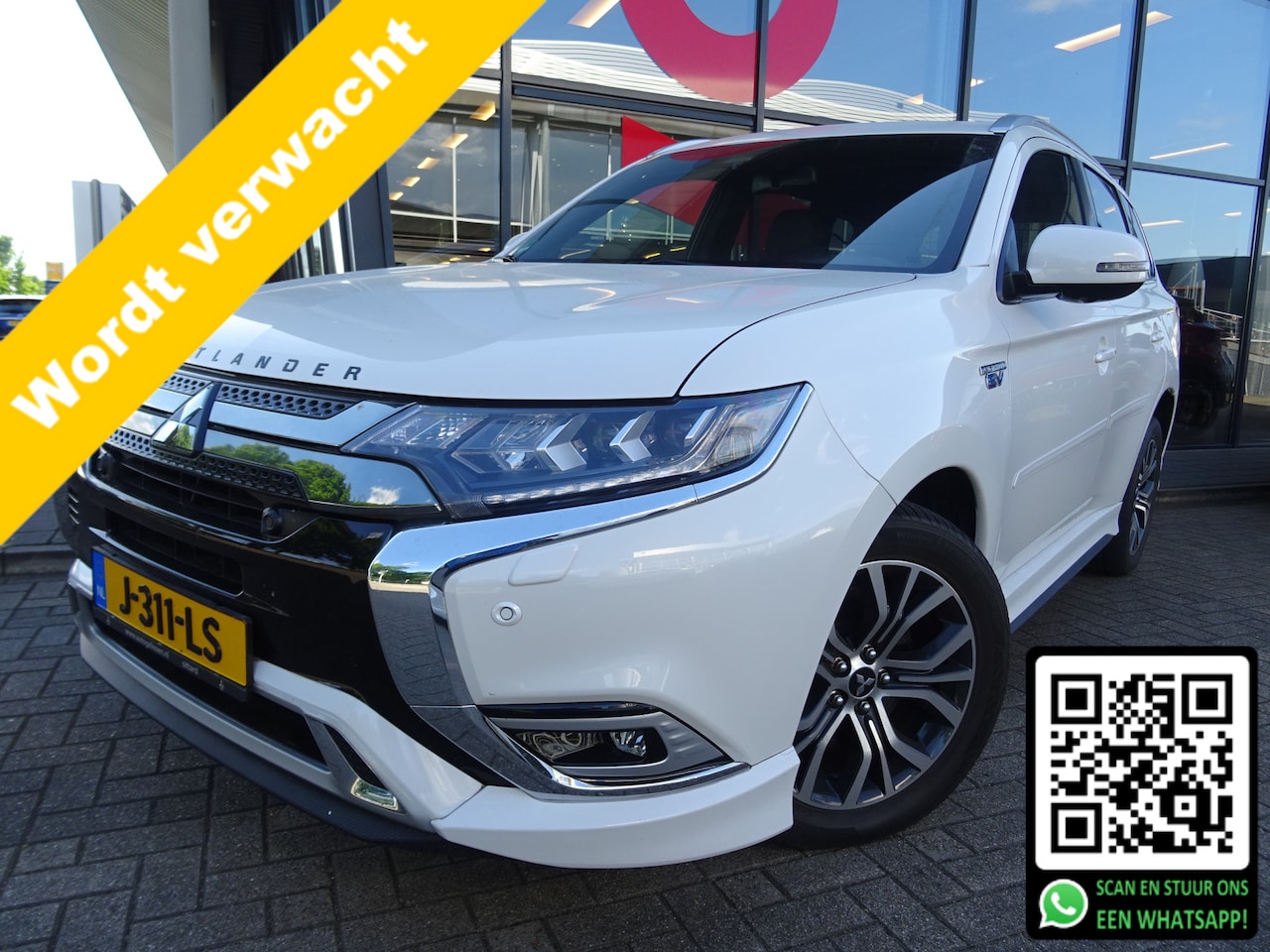 Mitsubishi Outlander - 2.4 PHEV Instyle | 24.264 KM NAP !! 4WD | AUTOMAAT | 240 PK | 1E EIGENAAR | DEALER ONDERHO - AutoWereld.nl