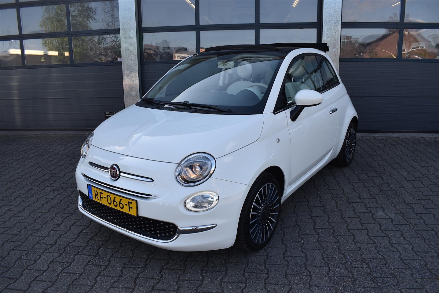 Fiat 500 C - 0.9 Turbo TwinAir 80pk Lounge - AutoWereld.nl