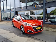 Peugeot 208 - 1.2 110pk 5D Première GT Navi / Blueth .Panoramadak. Sport-interieur All-in prijs + 6 mnd