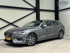 Volvo V60 - 2.0 T8 Twin Engine AWD Inscription Aut. | panorama | leder | navi | trekhaak |