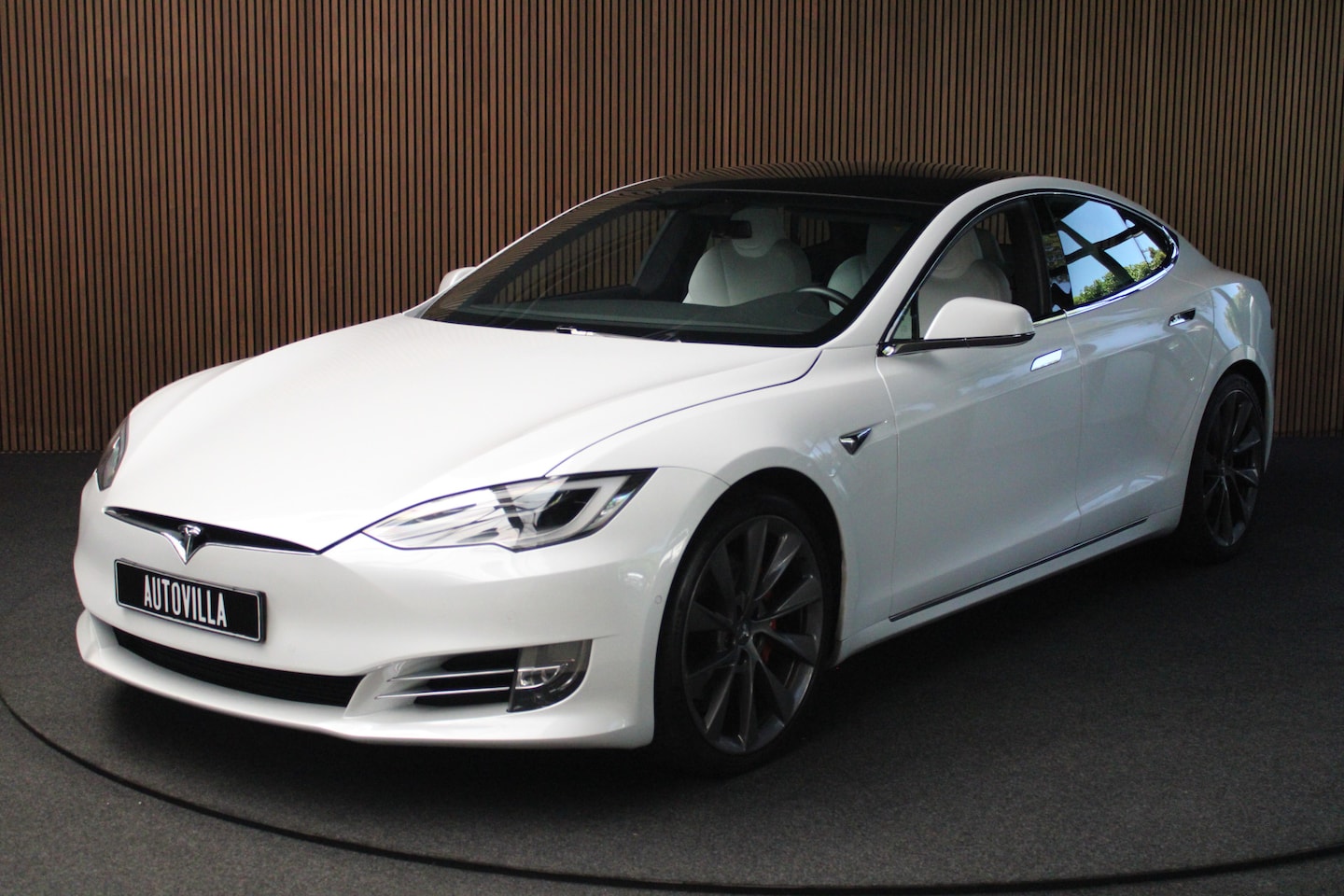 Tesla Model S - 100D Performance Autopilot ACC Panodak Leer Elektr. achterklep LM velgen PDC Lane Stuurver - AutoWereld.nl