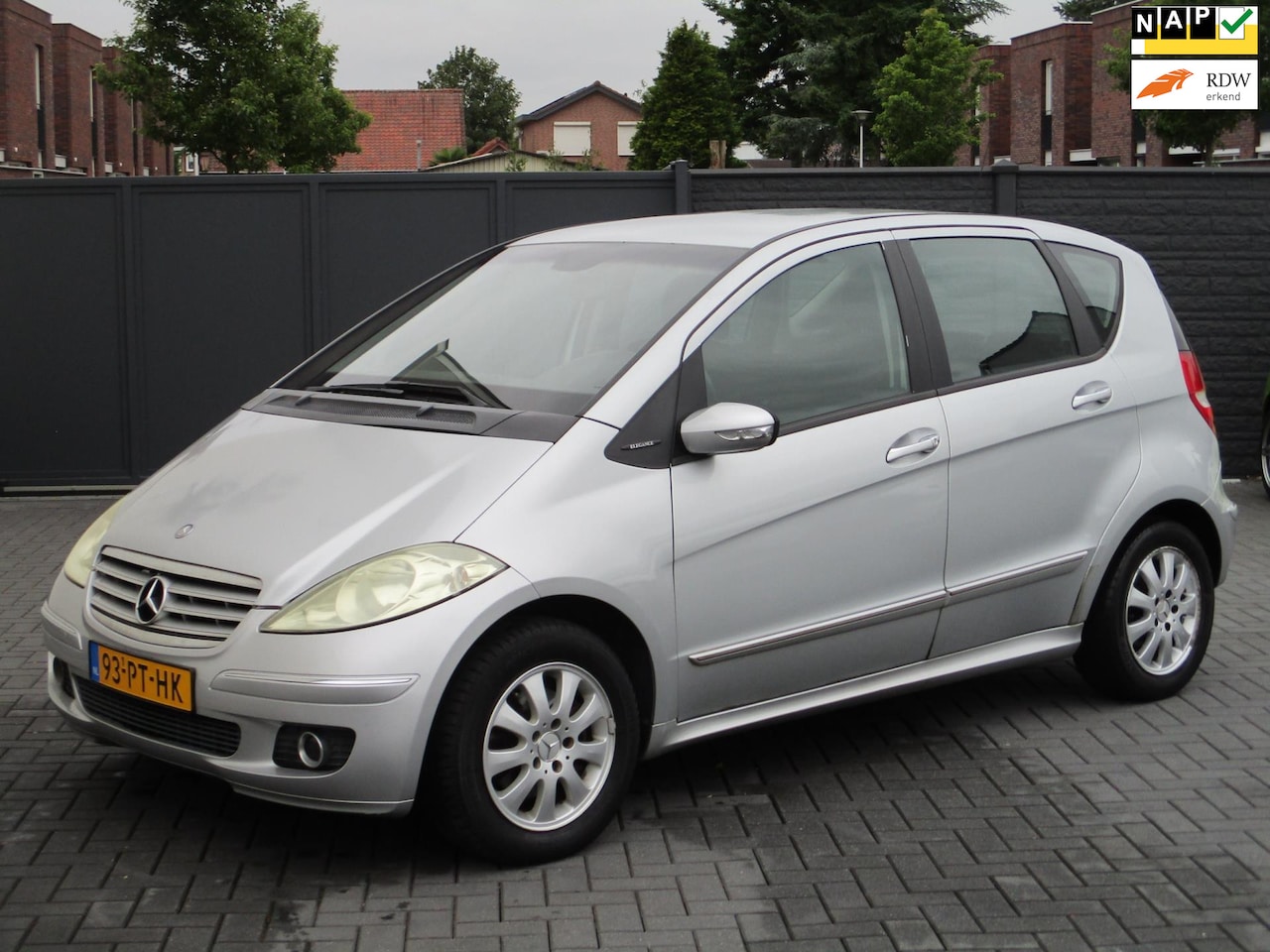 Mercedes-Benz A-klasse - 170 Elegance Airco Pdc 5 Deurs ! - AutoWereld.nl