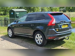 Volvo XC60 - 2.4 D5 Polar+ olvo xc60  d5 awd  grijs kenteken