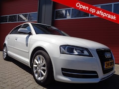Audi A3 Sportback - 1.2 TFSI Attraction 105PK Automaat Clima Cruise LMV Trekhaak NL-Auto