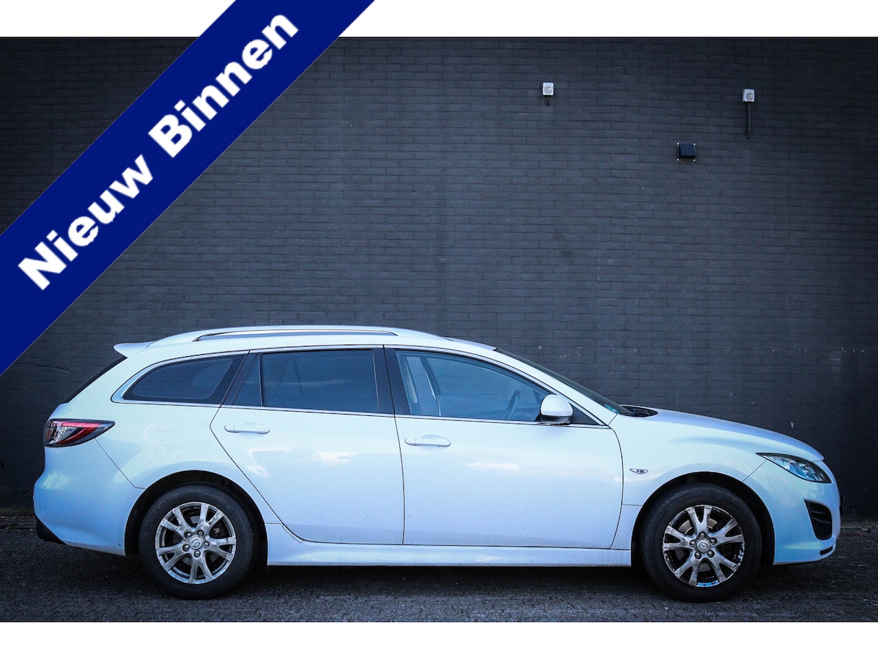 Mazda 6 Sportbreak - 1.8 Business Net binnen, wordt nog klaargemaakt - AutoWereld.nl