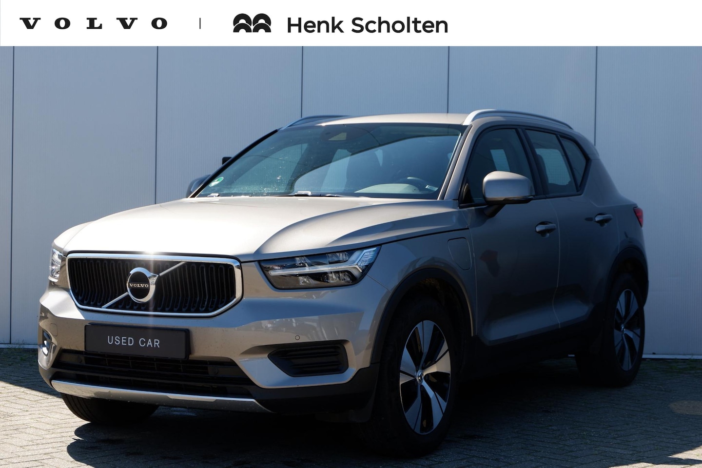 Volvo XC40 - T5 Twin Engine AUT7 262PK Momentum Pro, Trekhaak semi elektrisch inlapbaar met 1.800kg tre - AutoWereld.nl