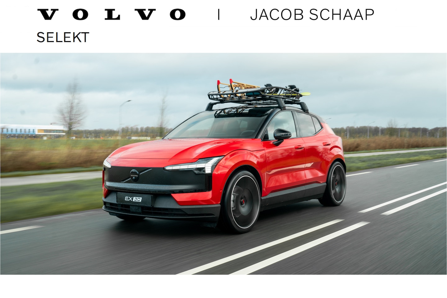 Volvo EX30 - Extended Range Ultra / Alleen bij Jacob Schaap / Velgen 21" Everlast / Fusion RED Wrap / V - AutoWereld.nl