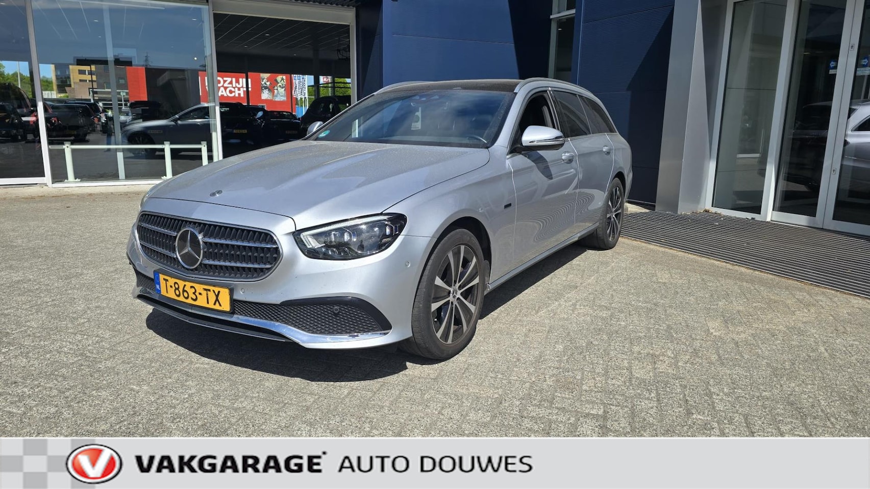 Mercedes-Benz E-klasse Estate - 300 e Avantgarde |Pano |Widescreen | - AutoWereld.nl