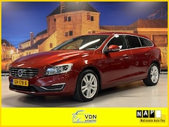 Volvo V60 - 2.4 D6 AWD Twin Engine Summum Aut Leer Xenon Camera
