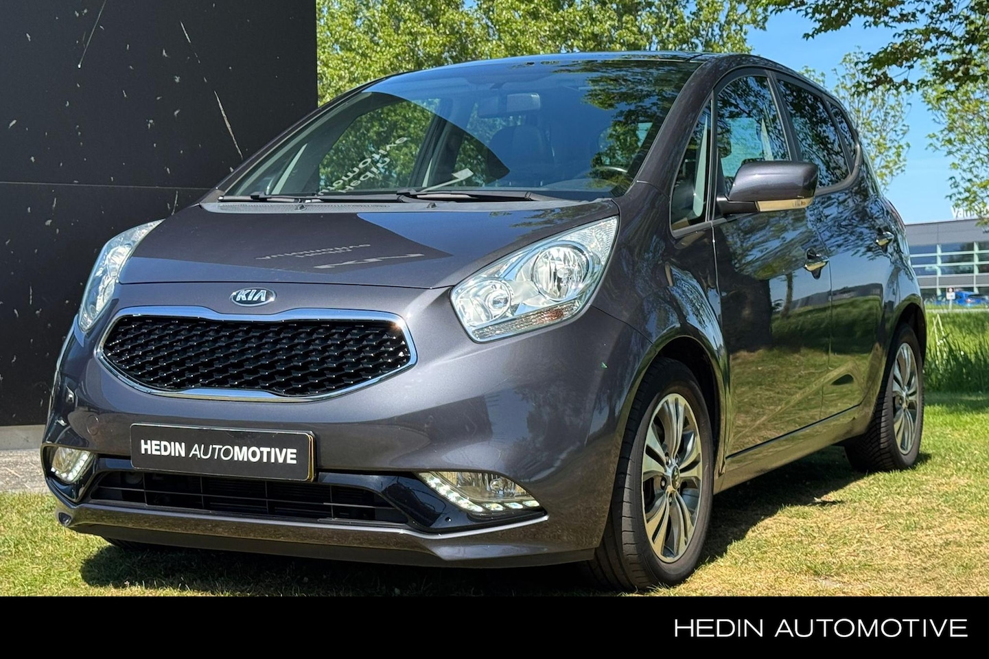 Kia Venga - 1.4 CVVT Summer Edition Climate Control | Navigatie | Camera | Parkeersensoren | Panorama - AutoWereld.nl