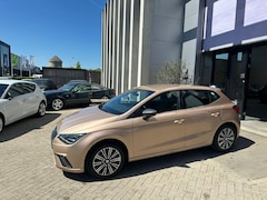 Seat Ibiza - 1.0 TSI Xcellence LED CARPLAY CAMERA INRUIL MOGELIJK