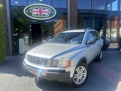 Volvo XC90 - 4.4 V8 Momentum 7P