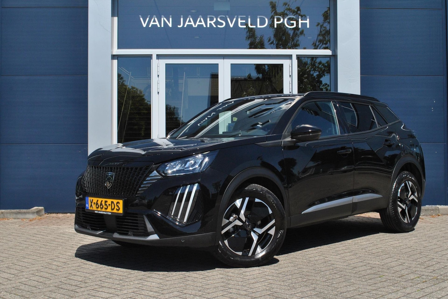 Peugeot 2008 - Allure 1.2 Pure Tech 100pk Navi / Camera - AutoWereld.nl