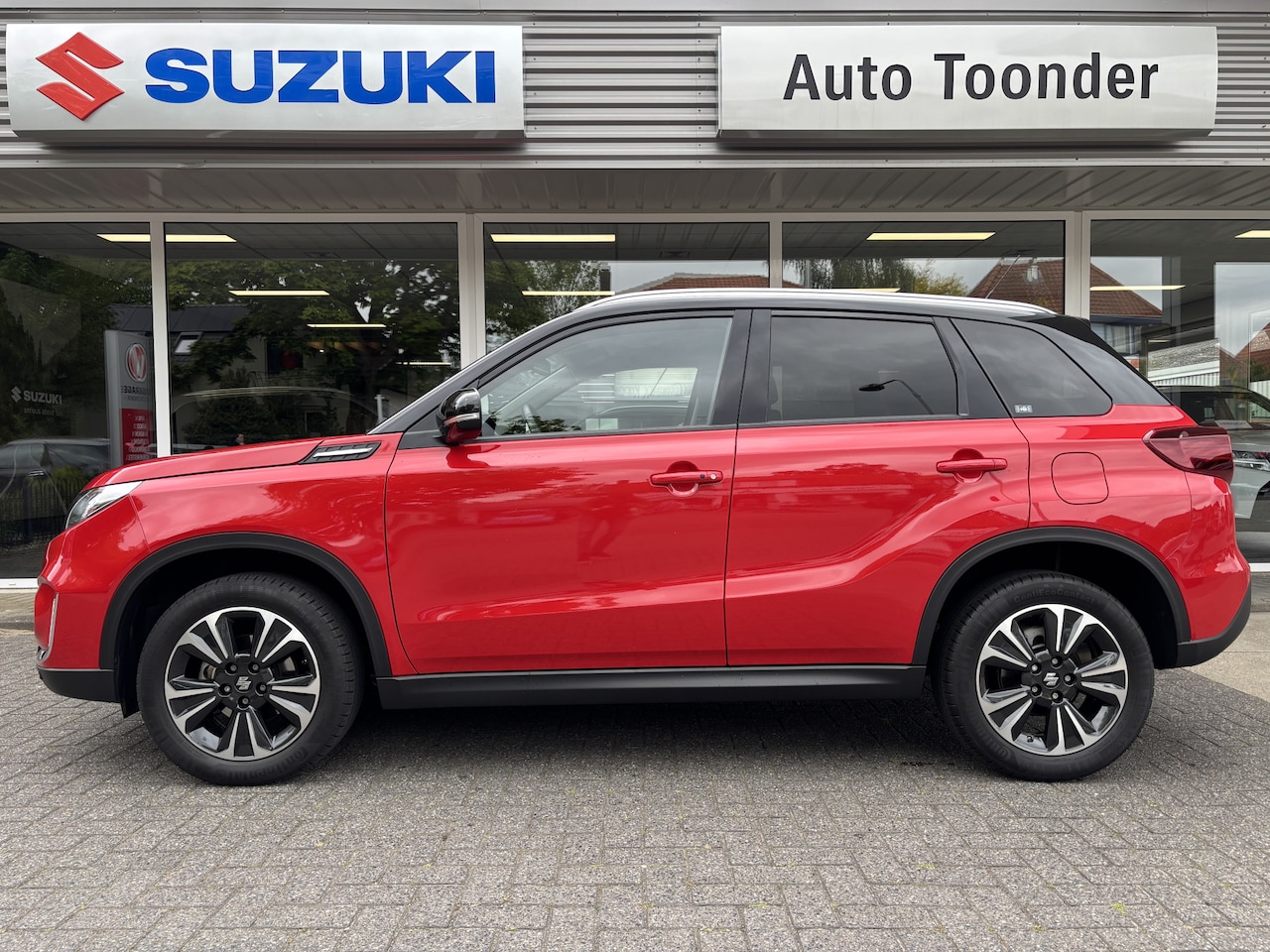 Suzuki Vitara - 1.4 Boosterjet Style Smart Hybrid 1.4 Boosterjet Style Smart Hybrid - AutoWereld.nl
