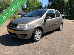 Fiat Punto - 1.4-16V Dynamic